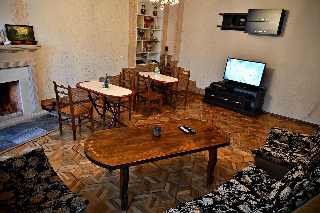 Отель Good Luck Кутаиси Экстерьер фото