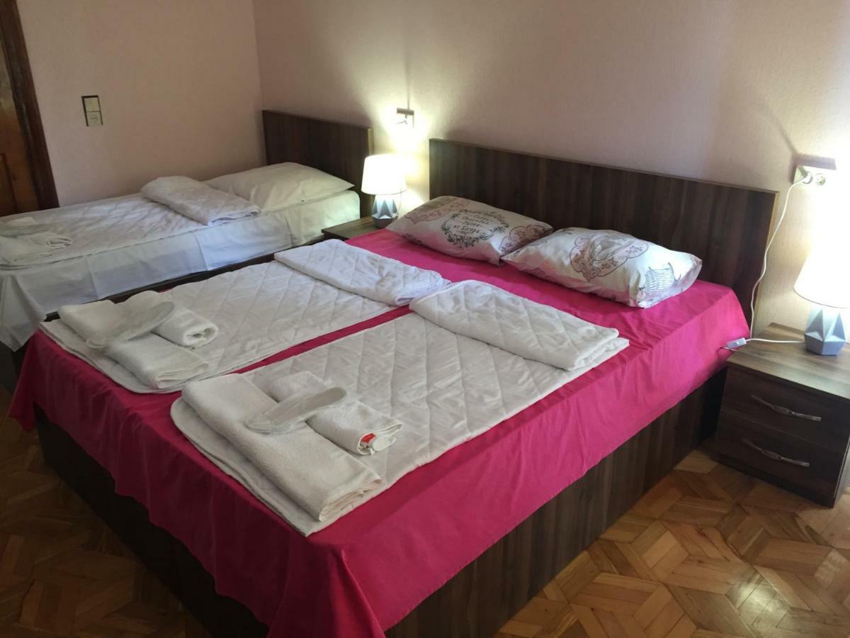 Отель Good Luck Кутаиси Экстерьер фото